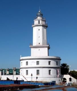 Faro marítimo